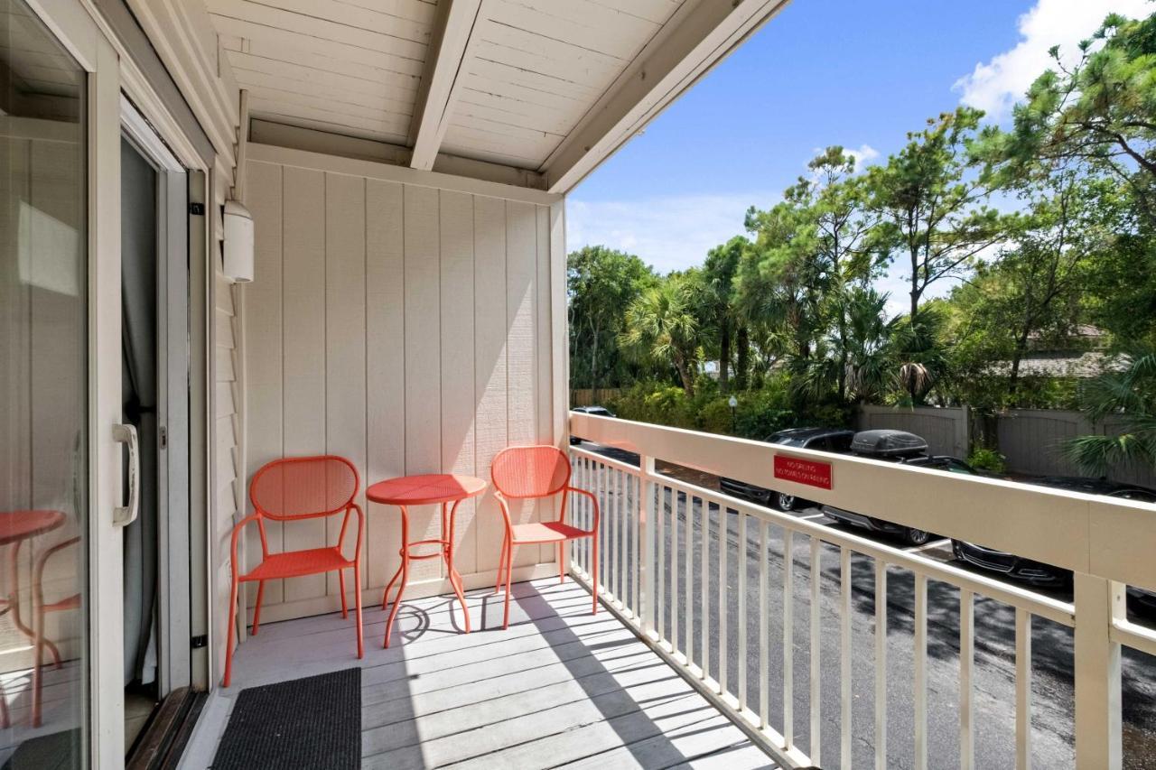 Walk To Beach Resort Condo In Hilton Head! Hilton Head Island Eksteriør billede